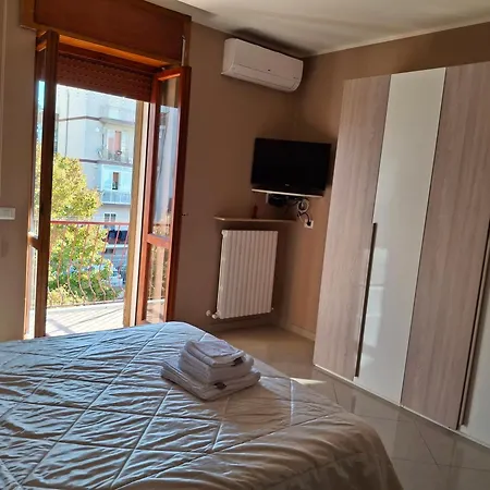 Dolce Riposo Con Parcheggio Privato Alojamento de Acomodação e Pequeno-almoço 3*