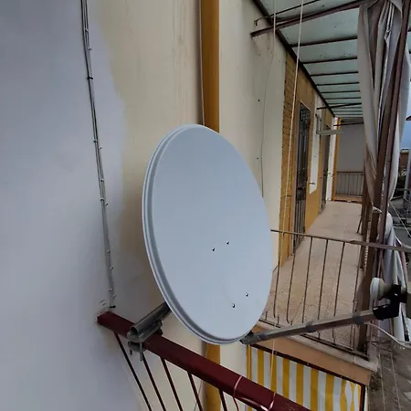 Alojamento de Acomodação e Pequeno-almoço Dolce Riposo Con Parcheggio Privato 3*