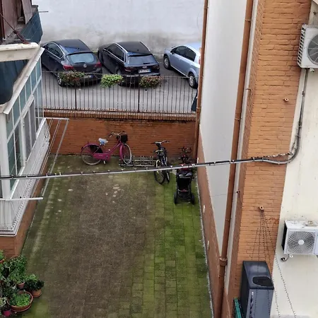 Dolce Riposo Con Parcheggio Privato Alojamento de Acomodação e Pequeno-almoço 3*